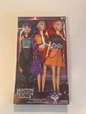 Hunters Fashion Dolls 3-Piece Set - NIB